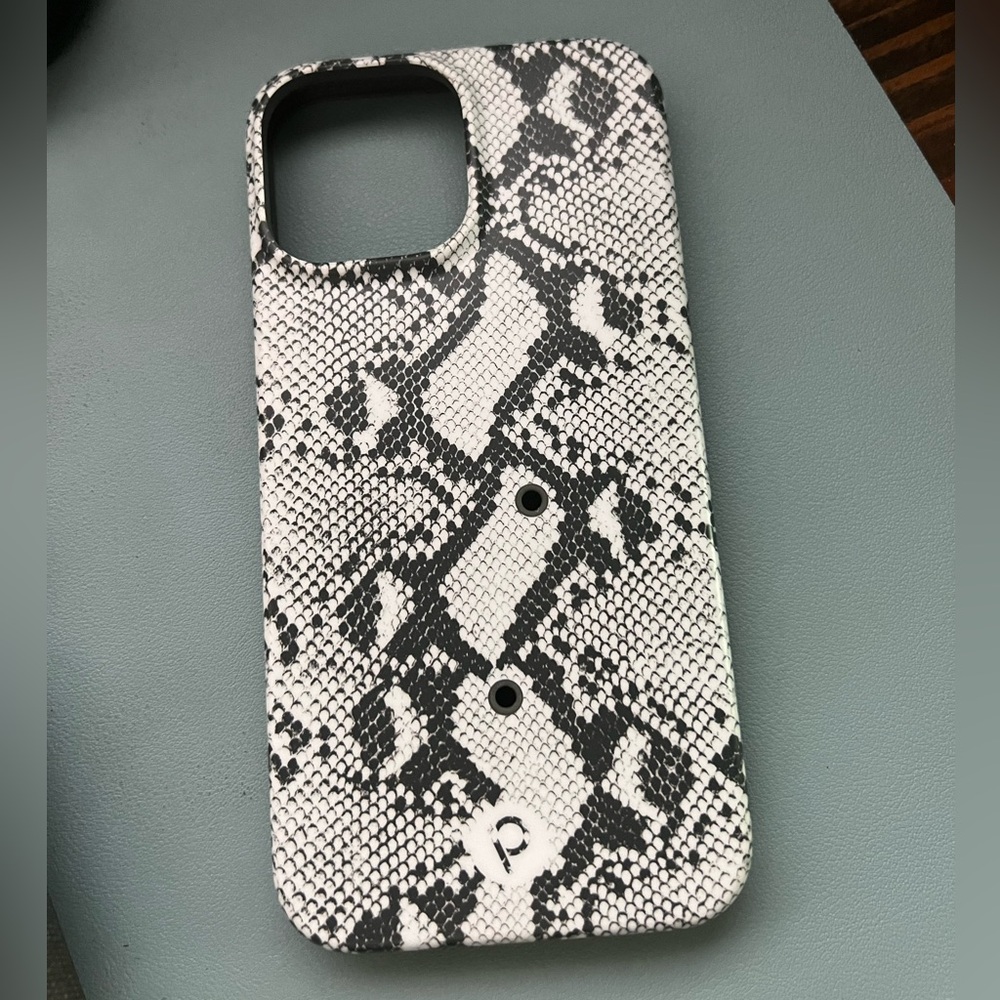 Loopy iPhone case